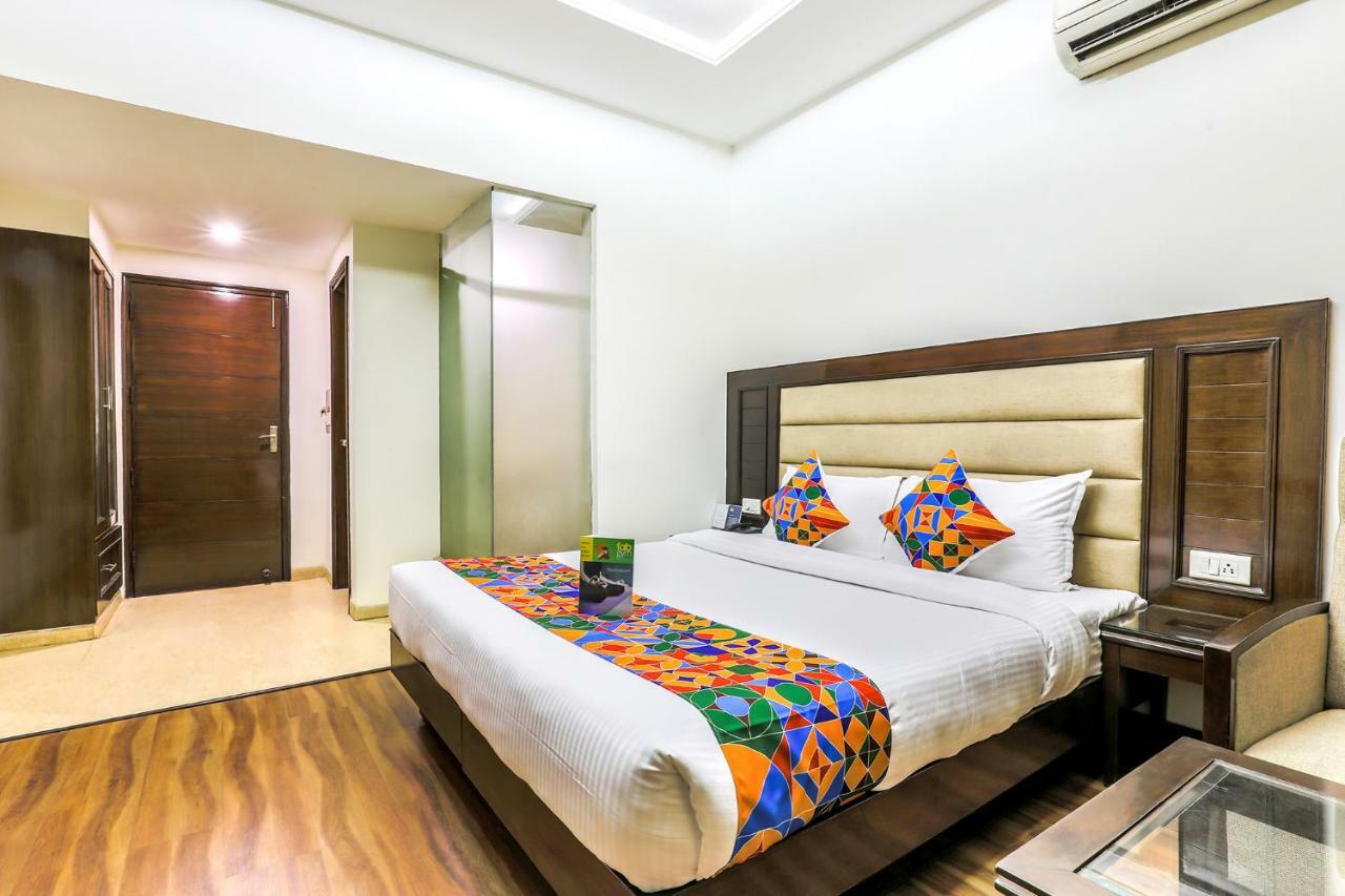 Fabhotel Metro35 Чандигарх Экстерьер фото