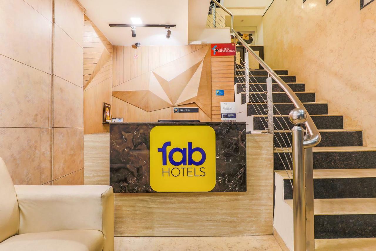 Fabhotel Metro35 Чандигарх Экстерьер фото